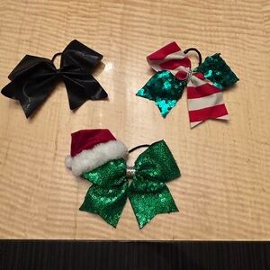 Festive Kids Hair Bow Set - Black, Green, Red
